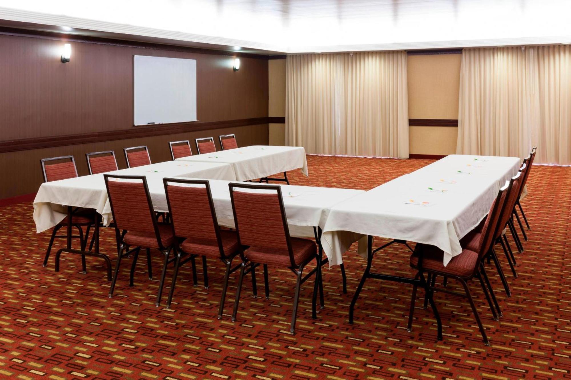 Courtyard By Marriott Wichita East Hotell Eksteriør bilde