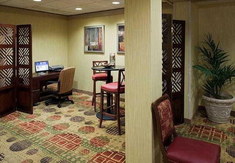 Courtyard By Marriott Wichita East Hotell Eksteriør bilde